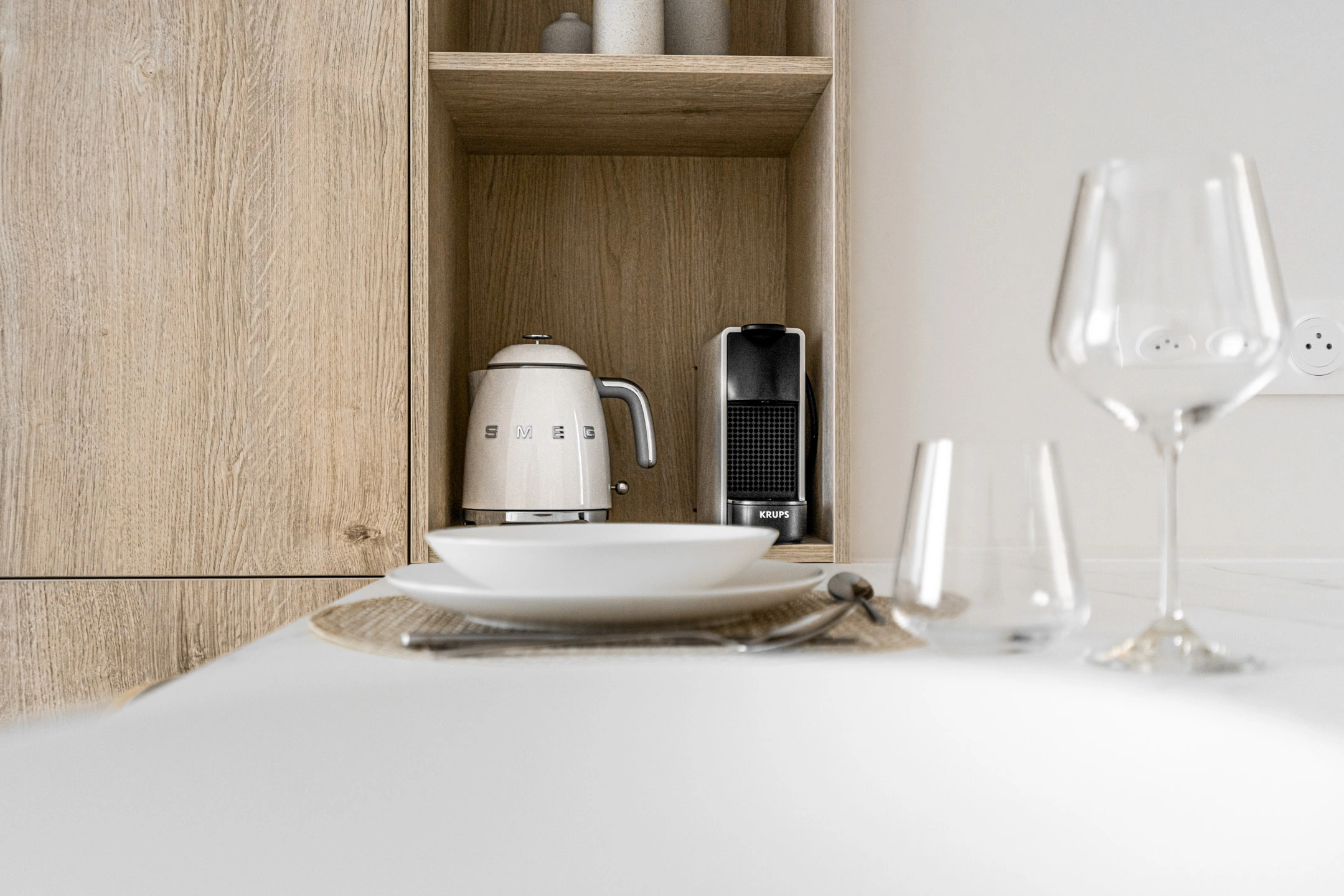 Amenities and coffee detail