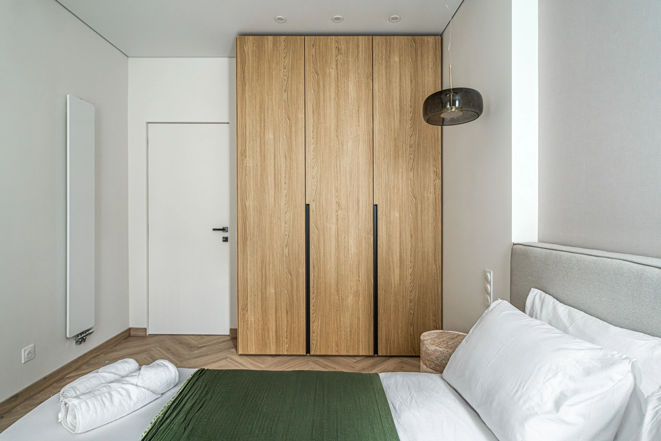 Bed detail